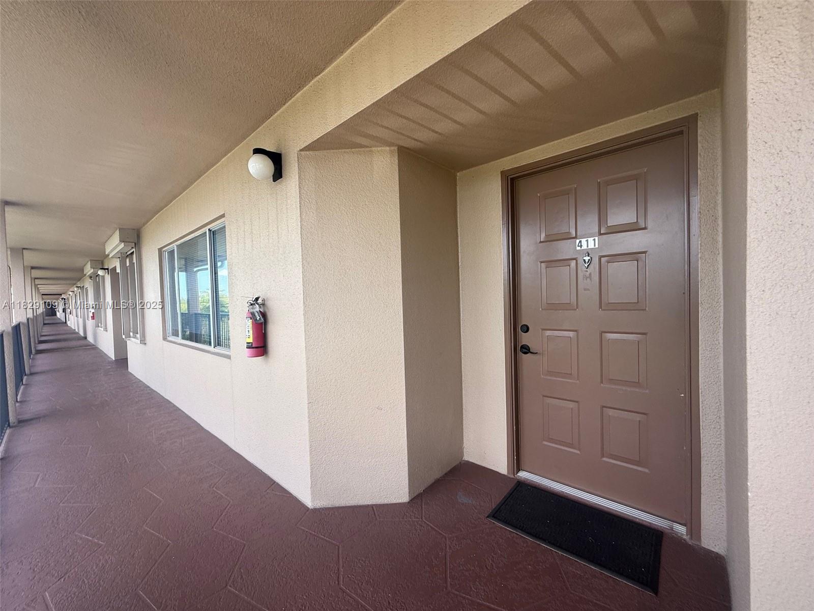 1400 SW 137th Ave #411F, Pembroke Pines, Florida image 32