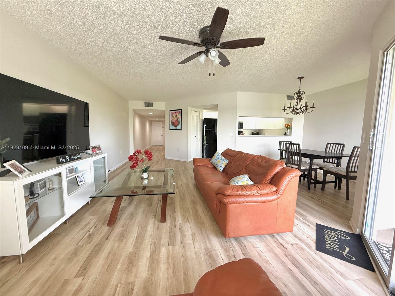 1400 SW 137th Ave #411F, Pembroke Pines, Florida image 9