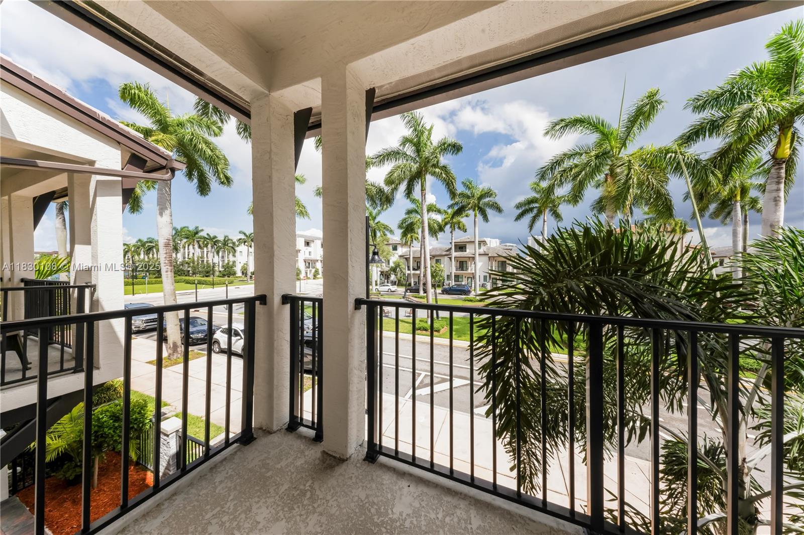 8368 Central Park Blvd, Doral, Florida image 24