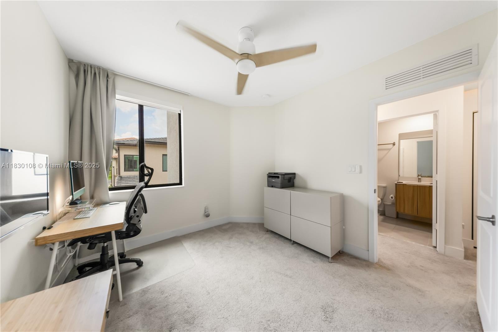 8368 Central Park Blvd, Doral, Florida image 28