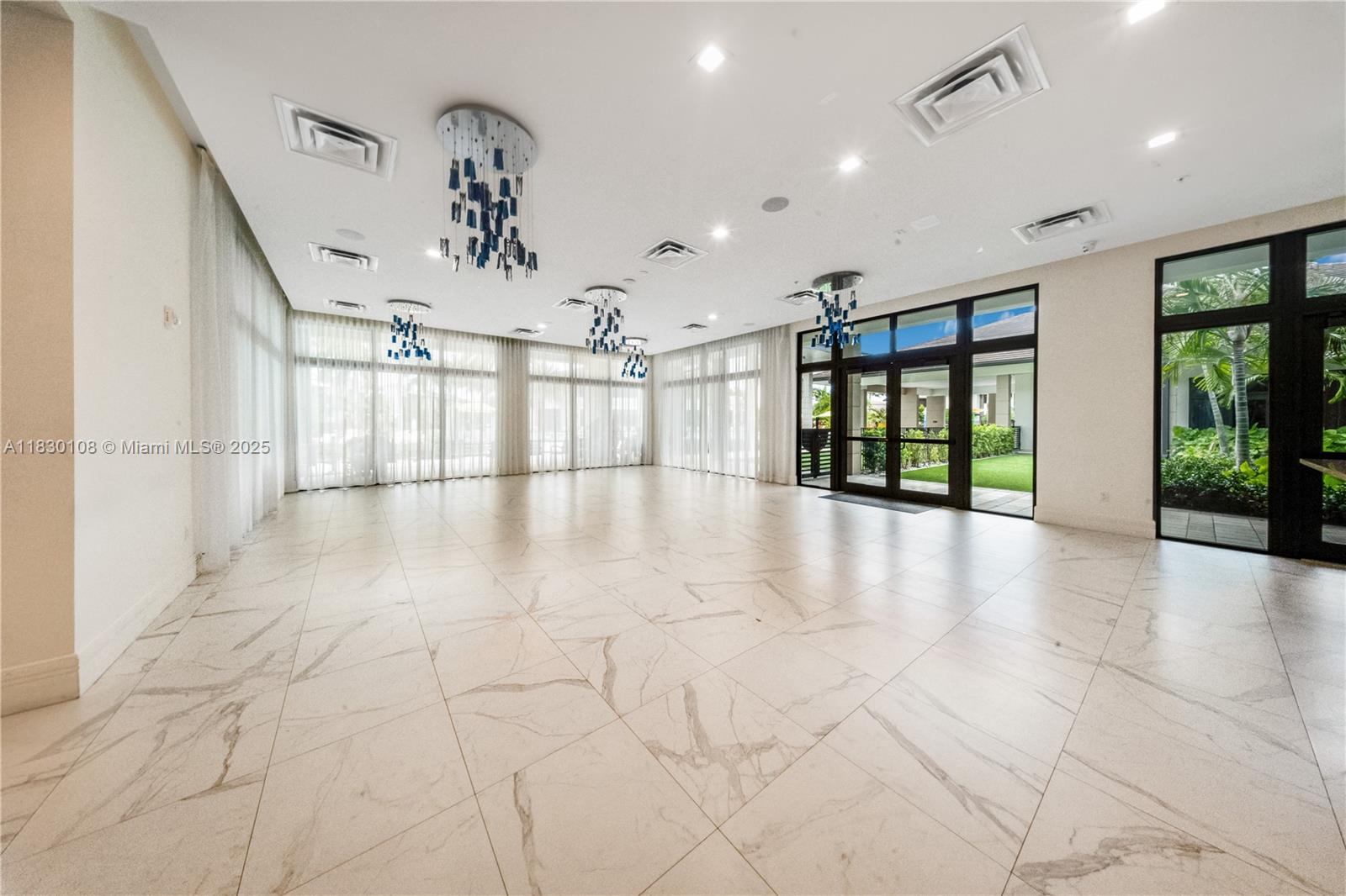 8368 Central Park Blvd, Doral, Florida image 48