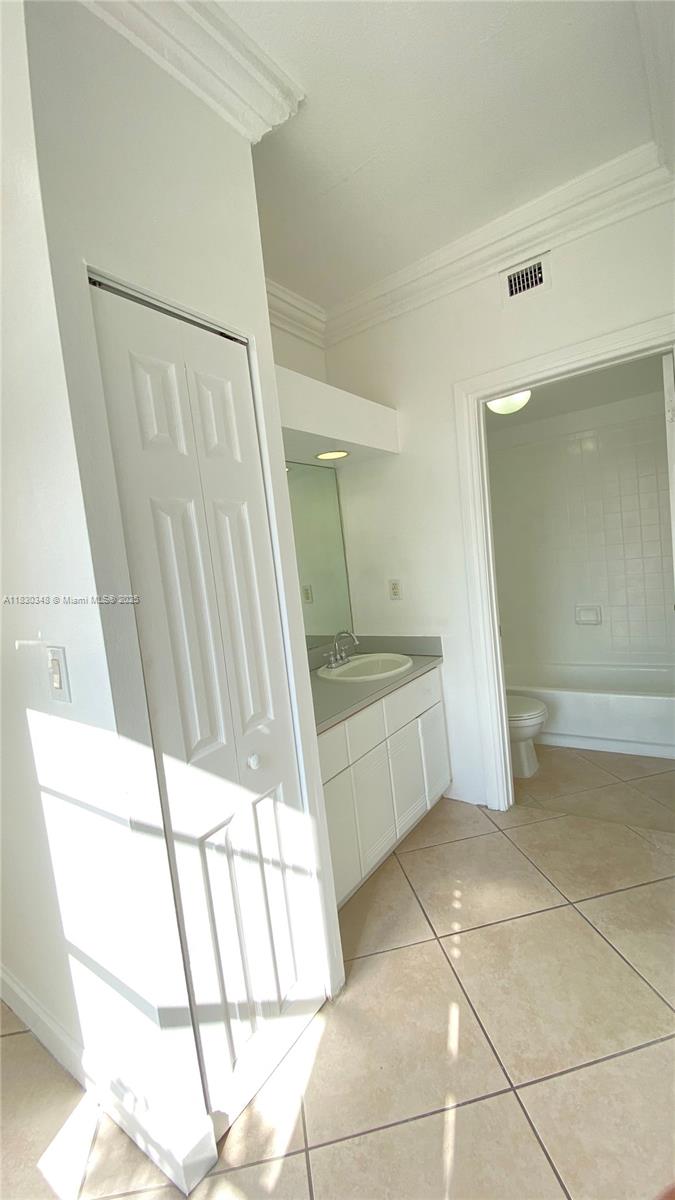 1559 Michigan Ave #305, Miami Beach, Florida image 17