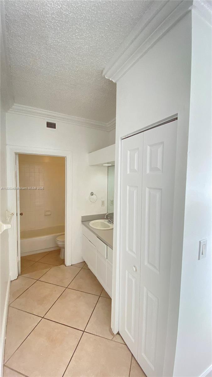 1559 Michigan Ave #305, Miami Beach, Florida image 3