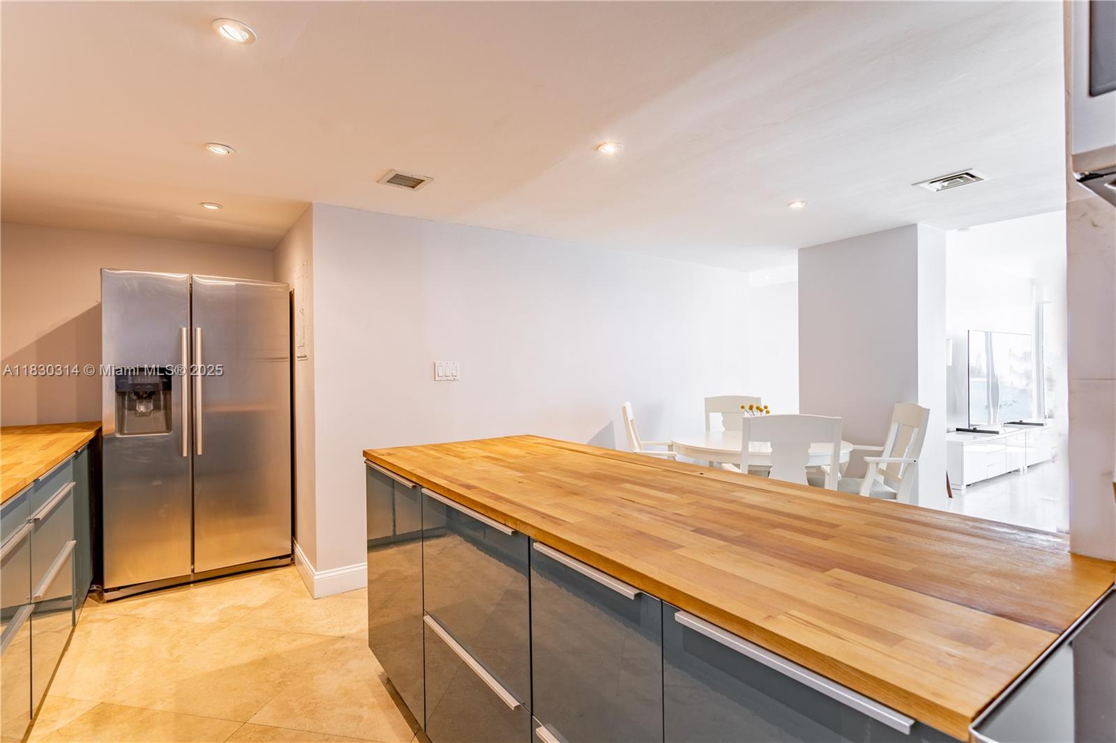 Property photo # 9