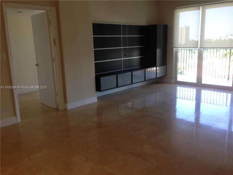 3500 Harrison St #10, Hollywood, Florida image 4