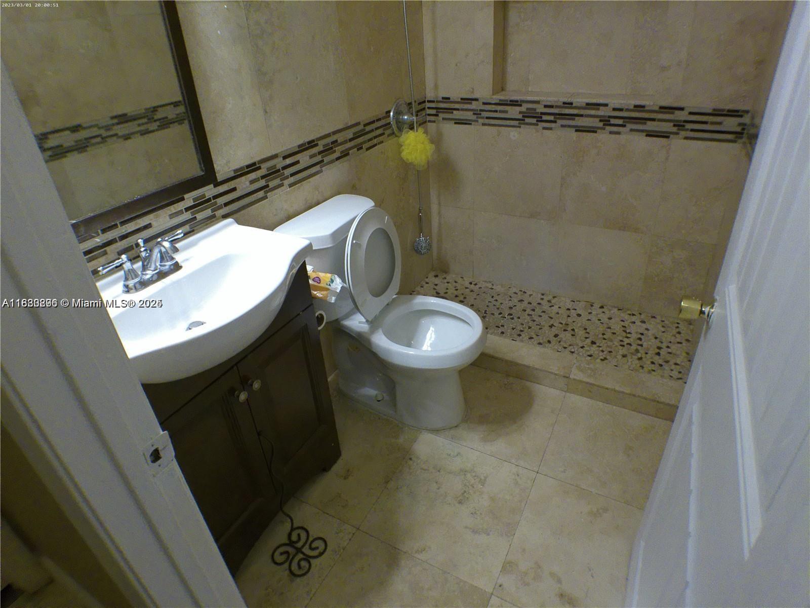 1490 SW 85th Ter, Pembroke Pines, Florida image 11