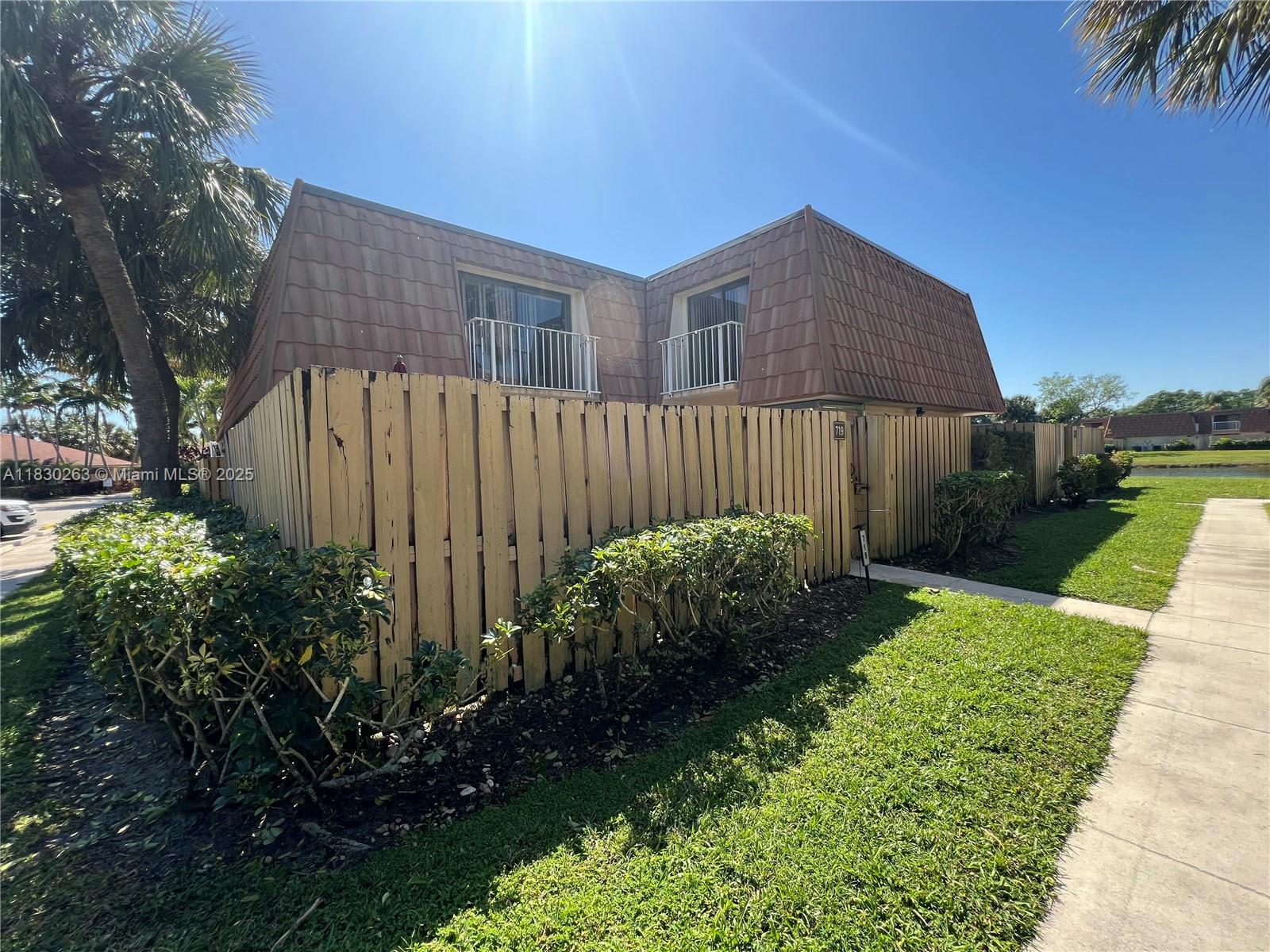 719 Mill Valley Pl, West Palm Beach, Florida image 3