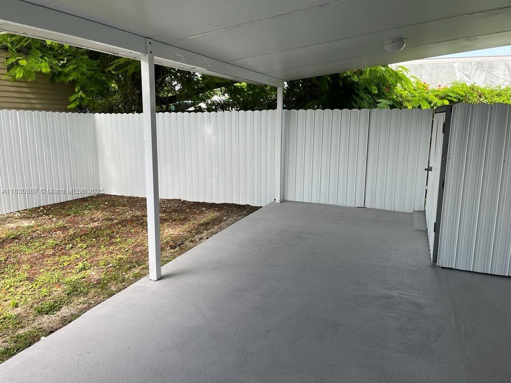 Property photo # 6