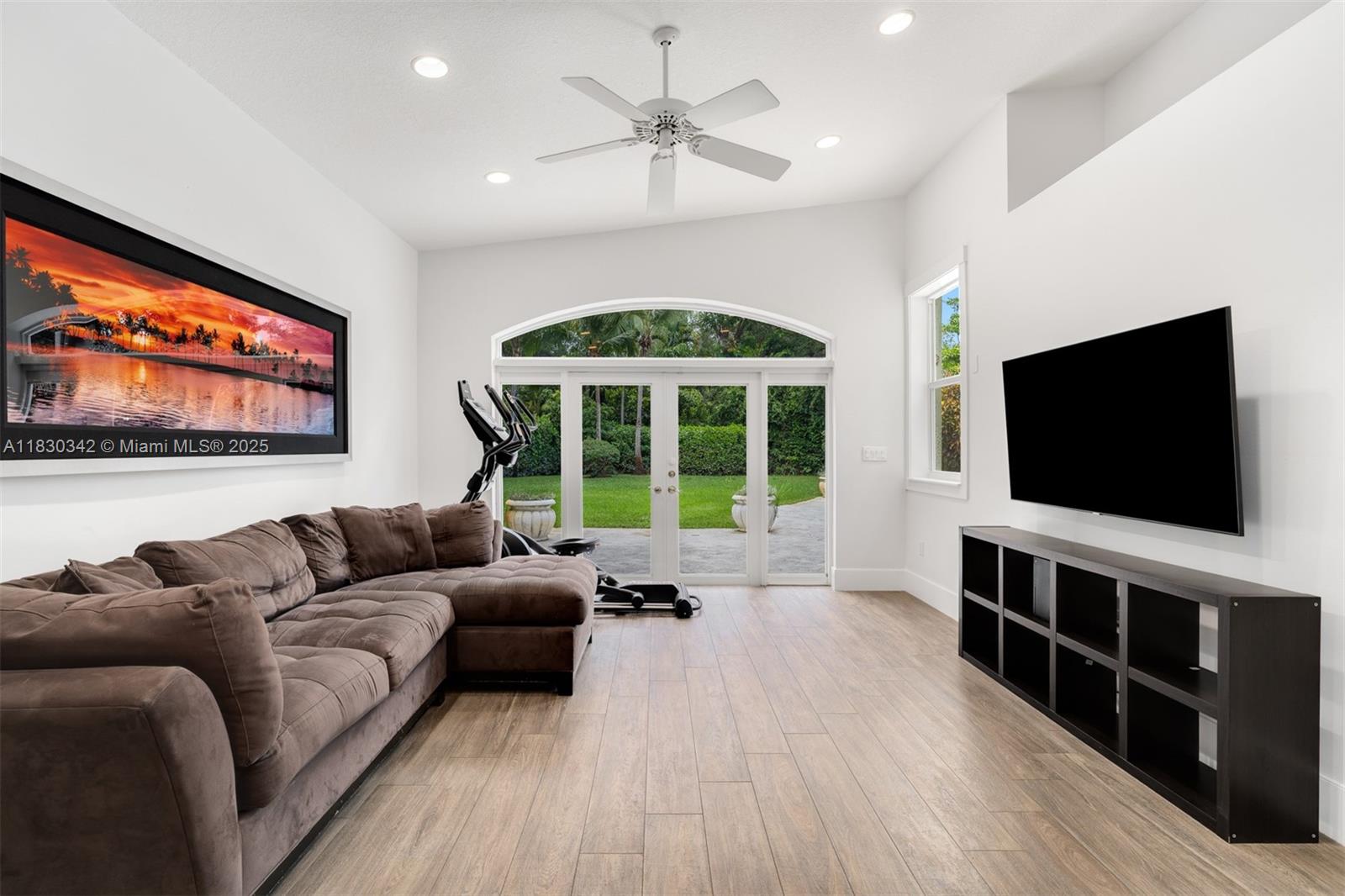 11401 SW 69th Ave, Pinecrest, Florida image 24
