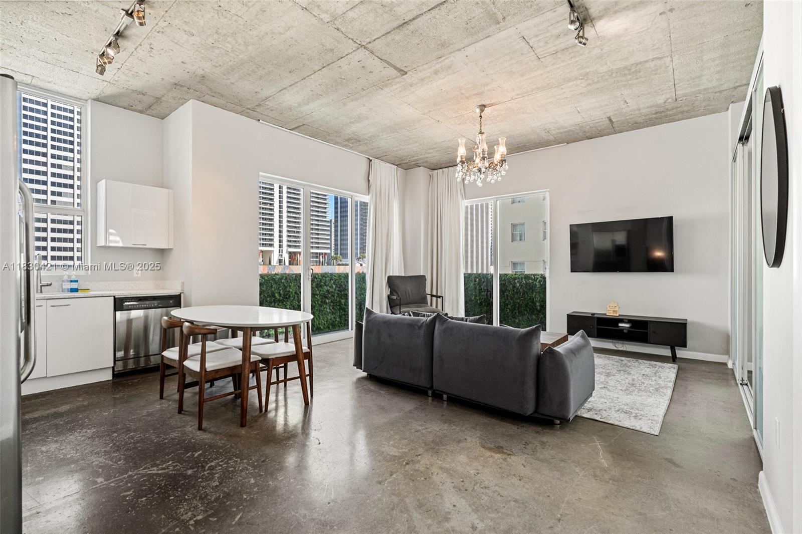Property photo # 6