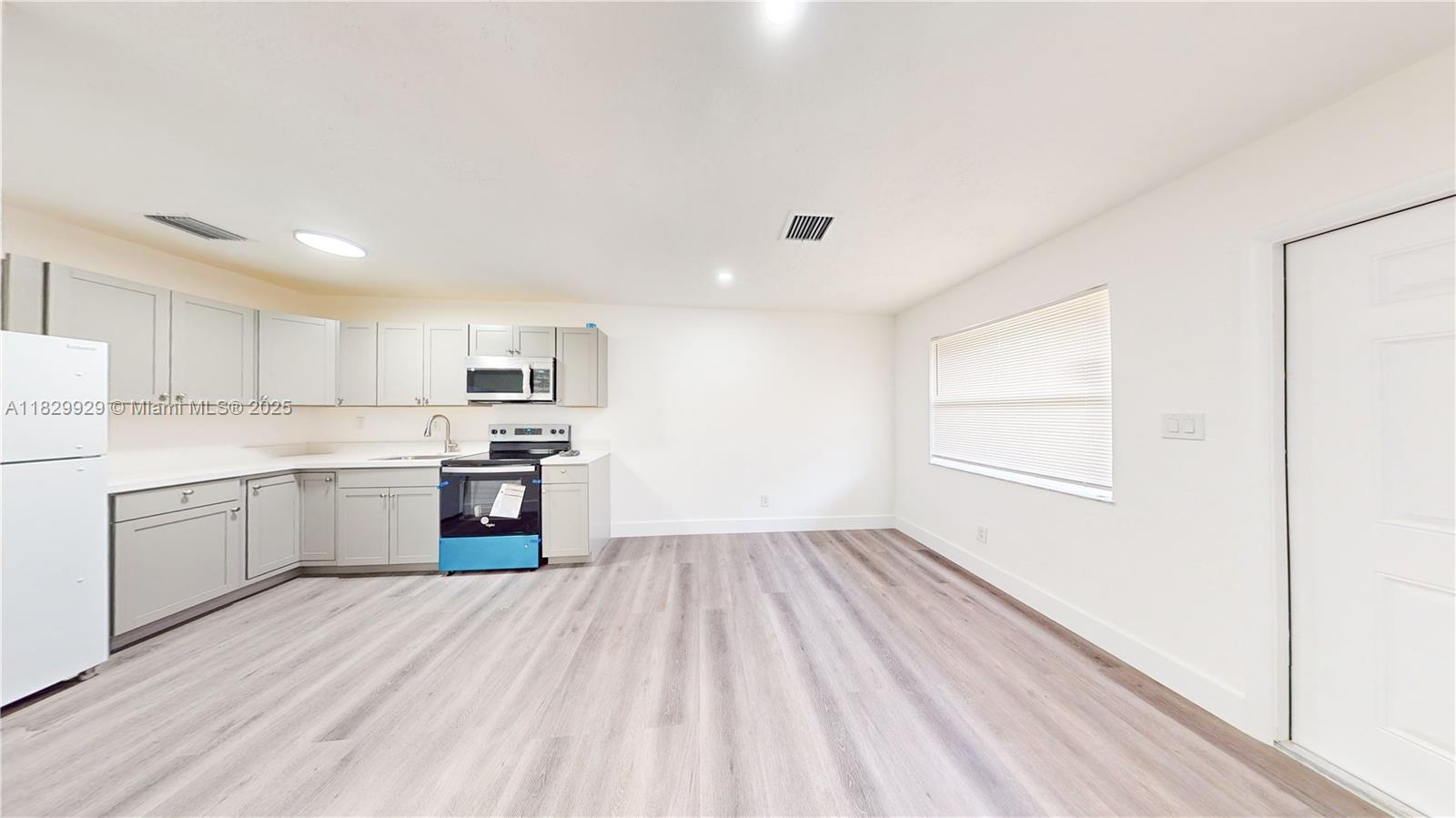 3016 NW 2nd St, 1-3,, Pompano Beach, Florida image 3