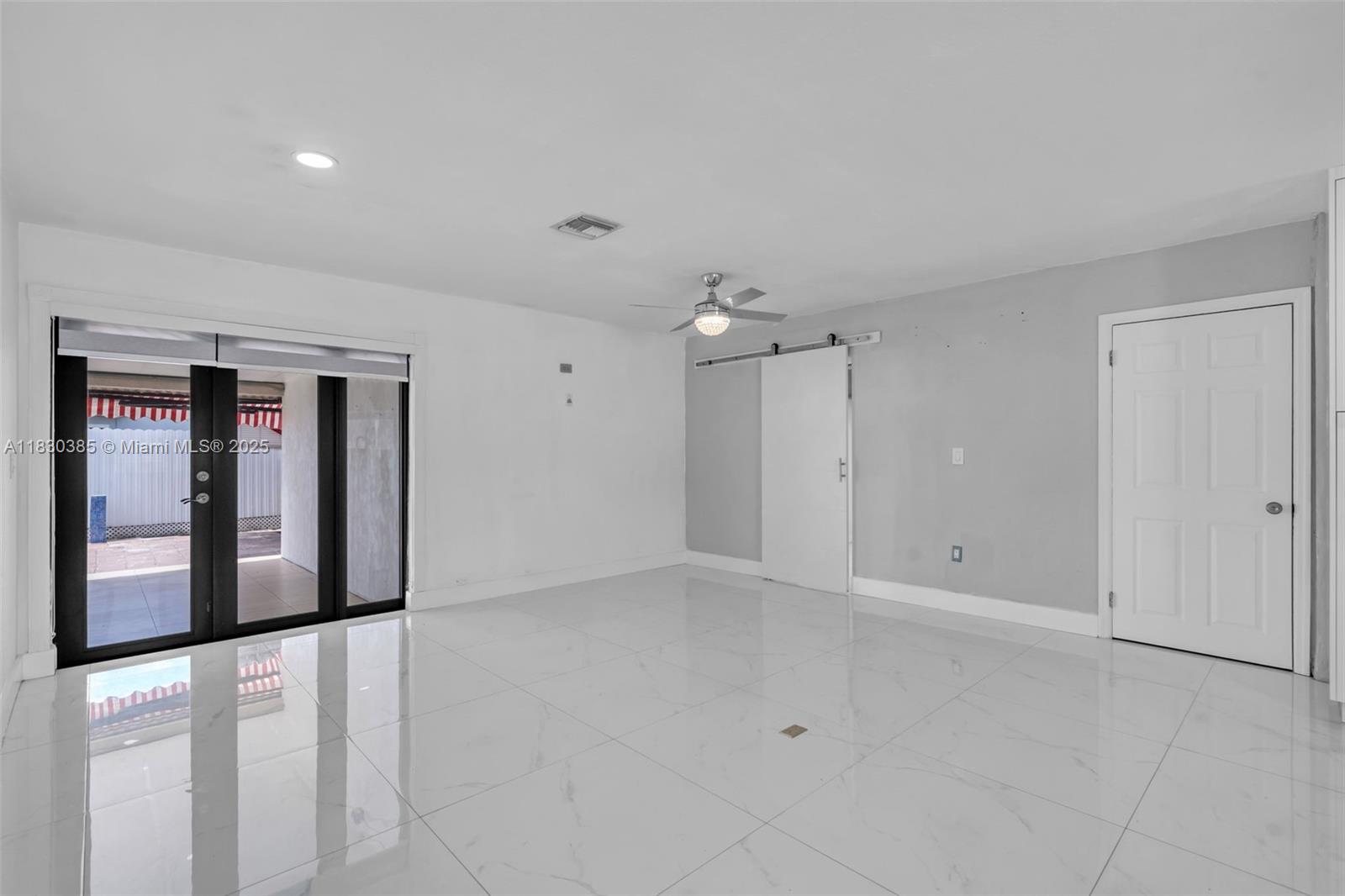18030 NW 42nd Ct, Miami Gardens, Florida image 9