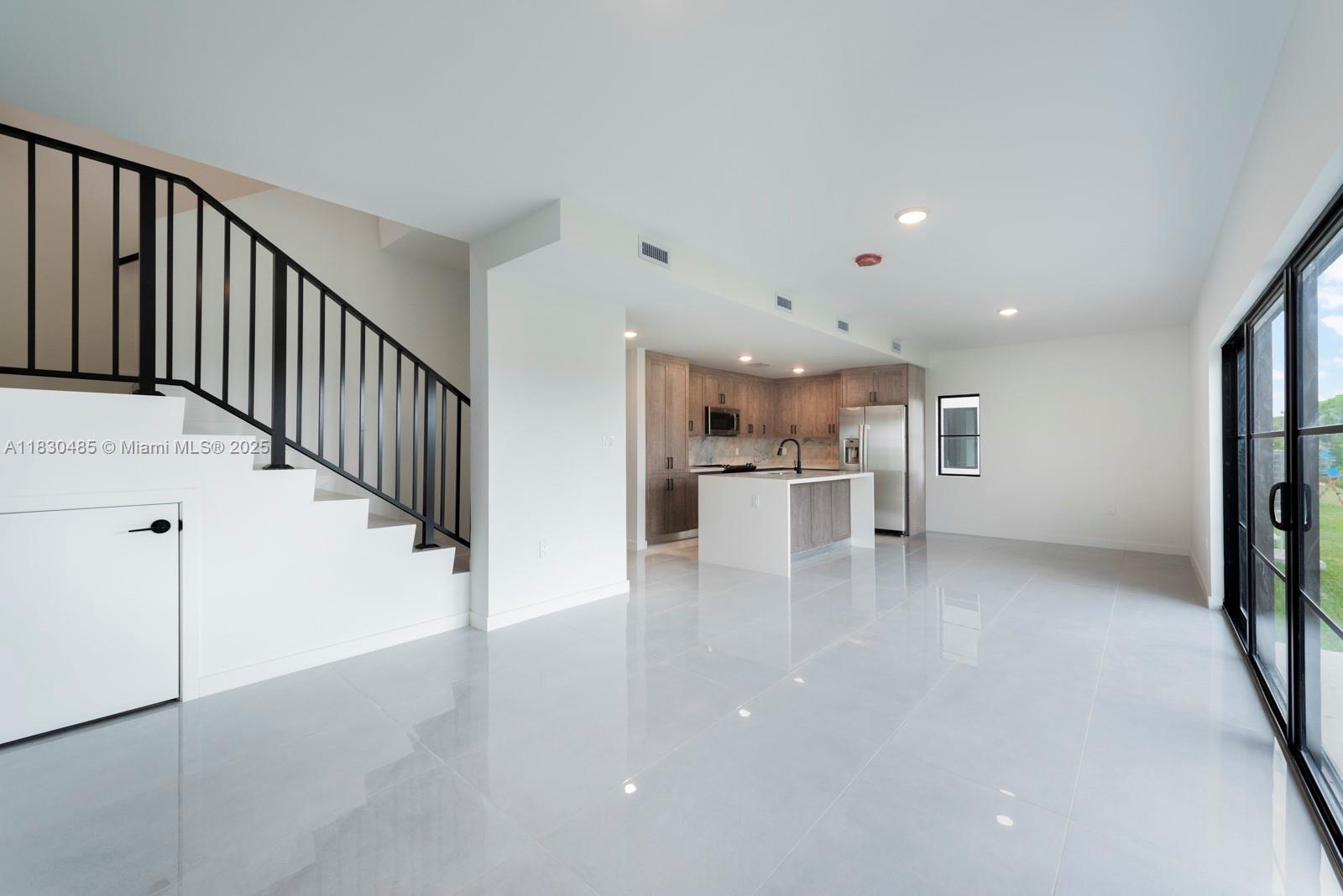 1342 NW 1 St, Florida City, Florida image 3