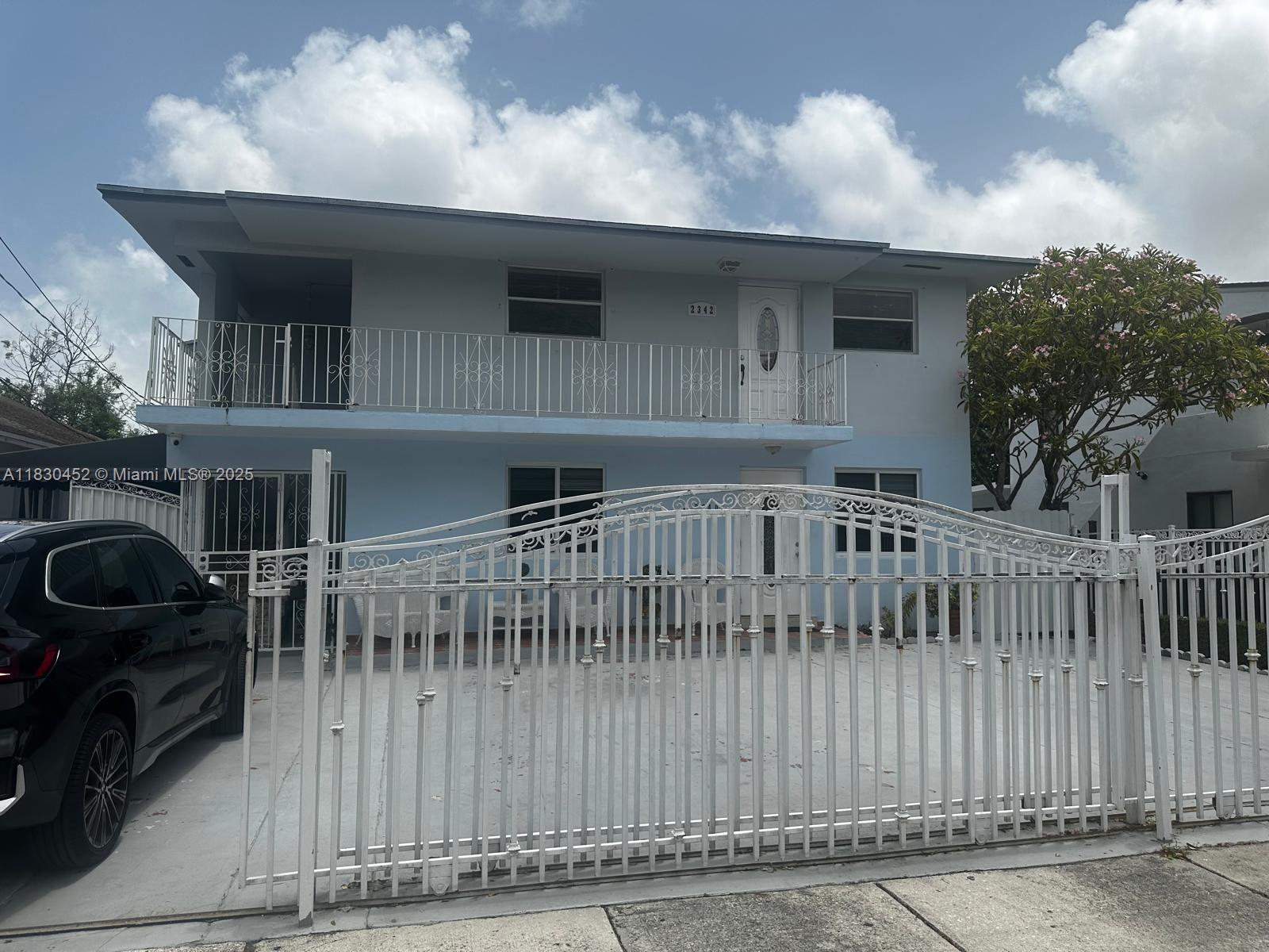 Property photo # 0