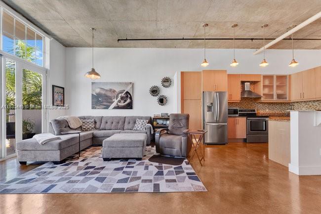 180 NE 4th Ave #306, Delray Beach, Florida image 4