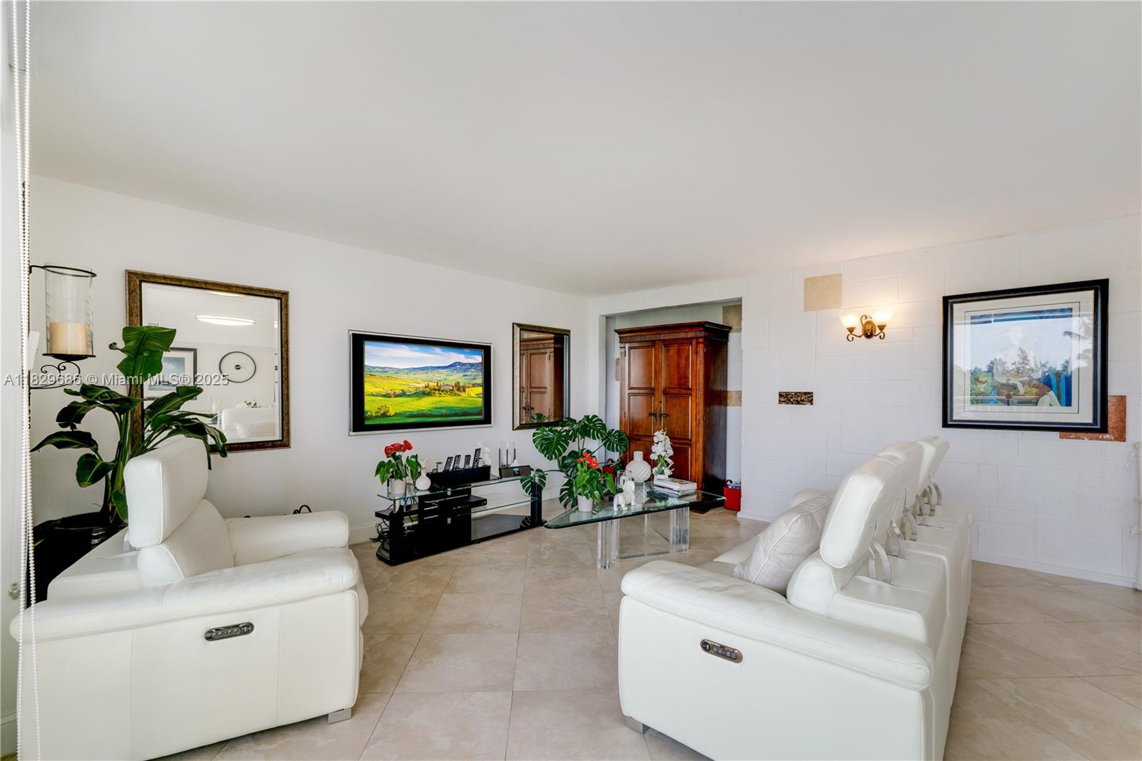 609 Ocean Dr #5H, Key Biscayne, Florida image 9