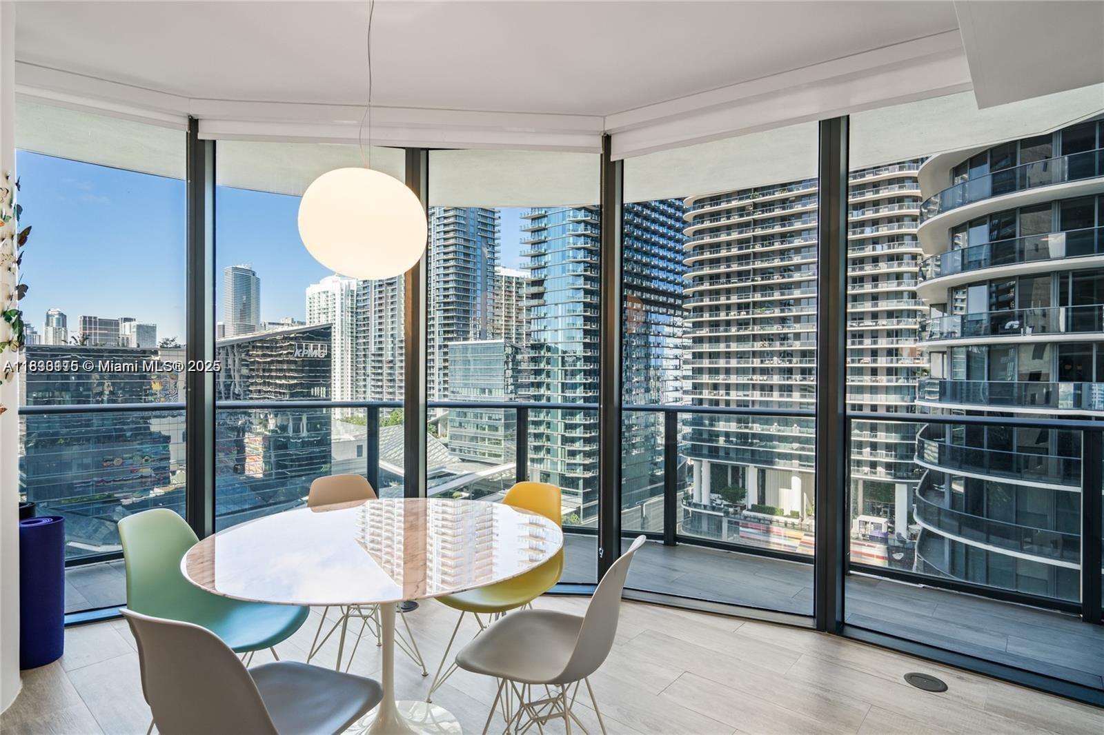 55 SW 9th St #1801, Miami, Florida image 12