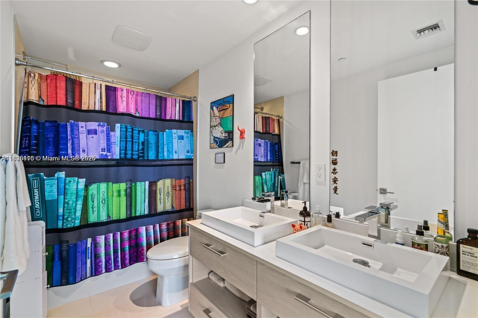 55 SW 9th St #1801, Miami, Florida image 21