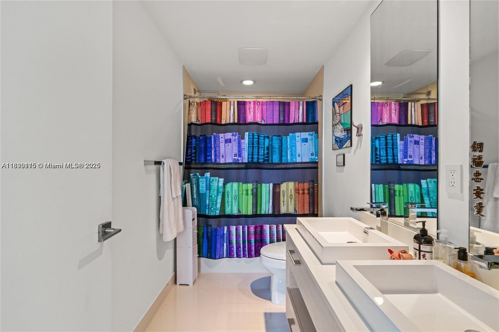 55 SW 9th St #1801, Miami, Florida image 22