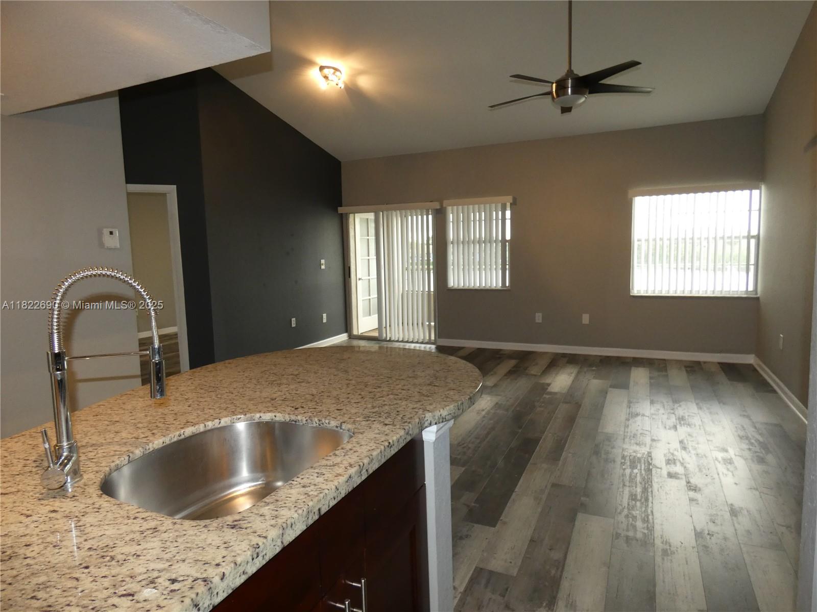 Property photo # 4