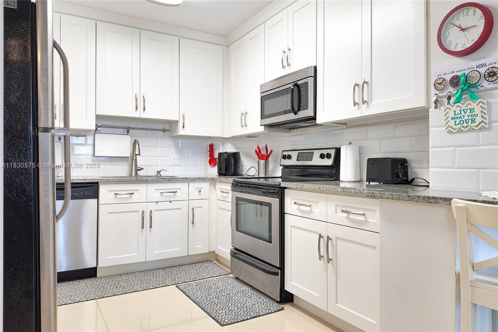 1950 S Ocean Dr #4E, Hallandale Beach, Florida image 12