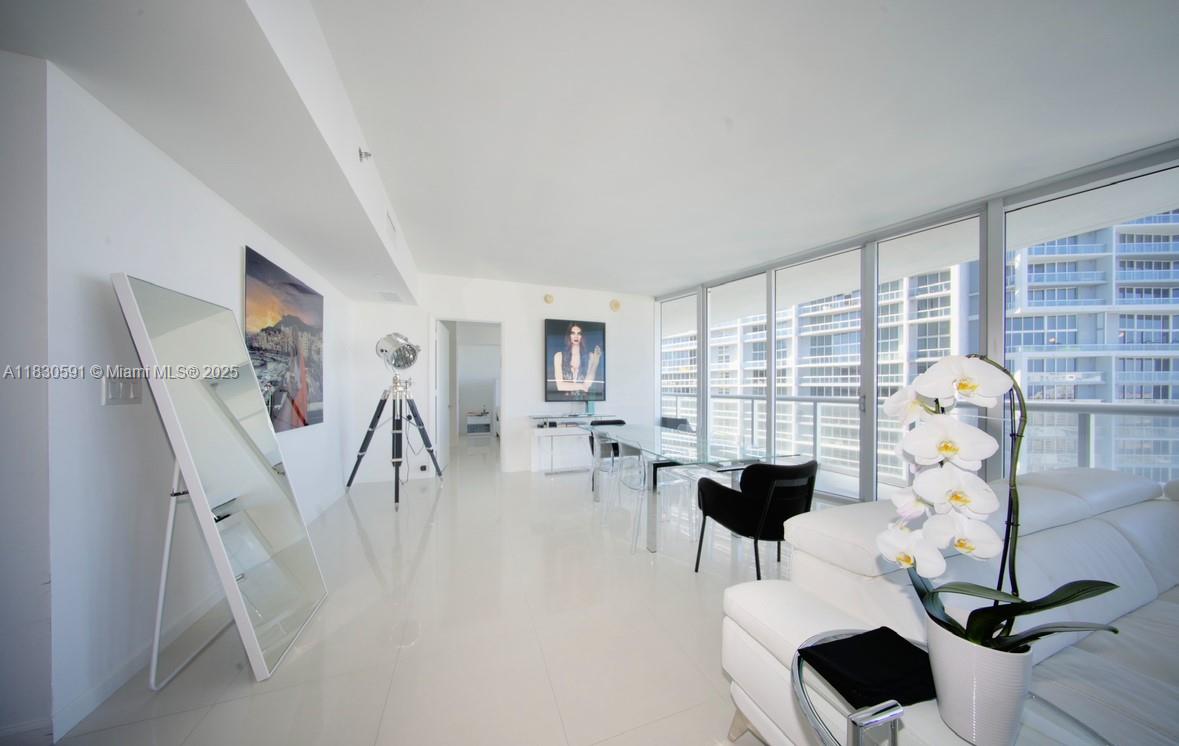 495 Brickell Ave #4004, Miami, Florida image 6