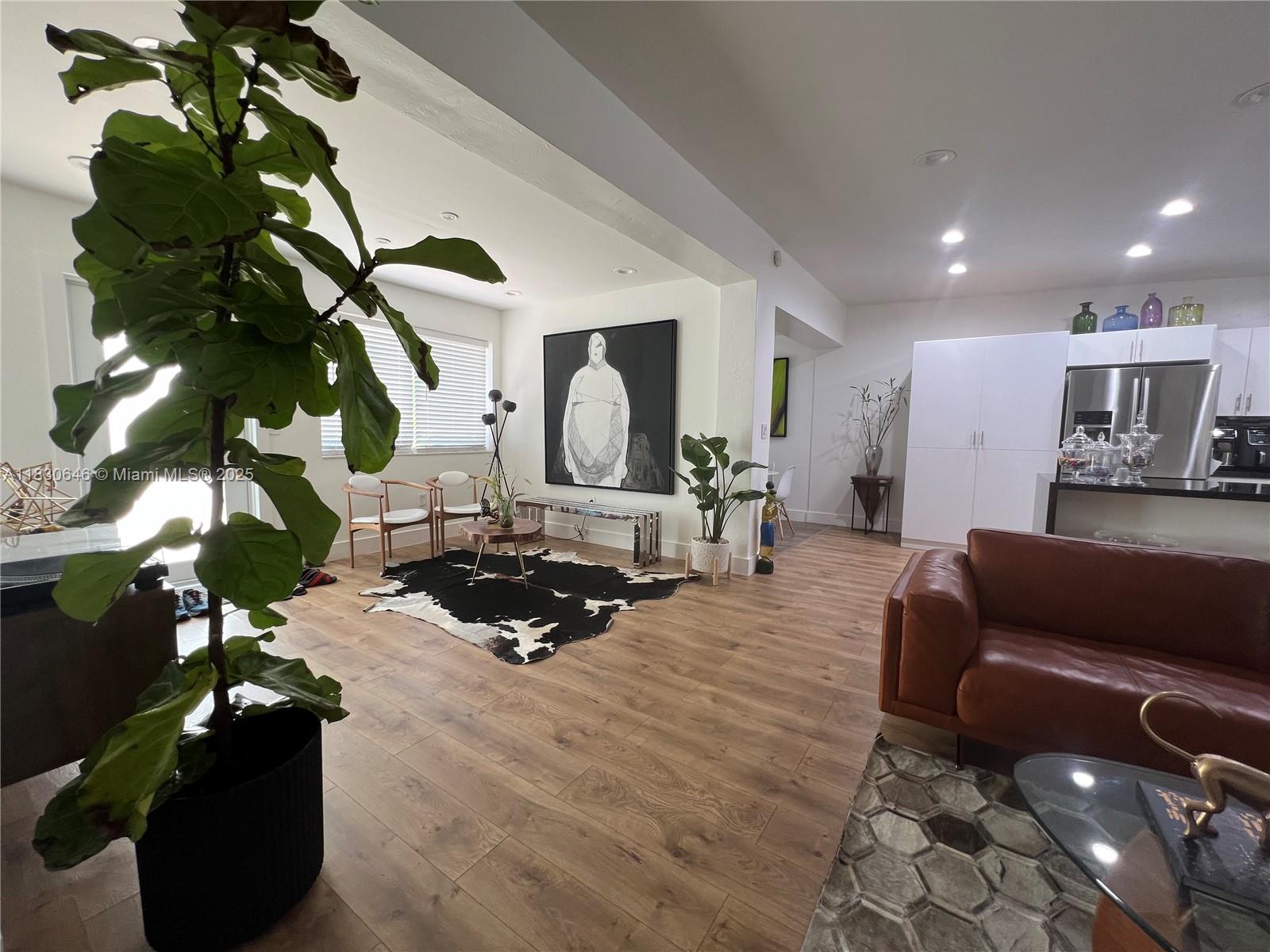 323 NW 105th St, Miami, Florida image 11