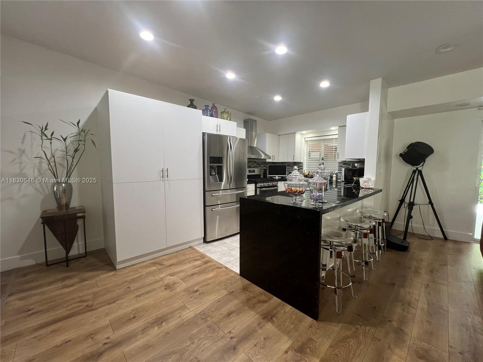 323 NW 105th St, Miami, Florida image 23