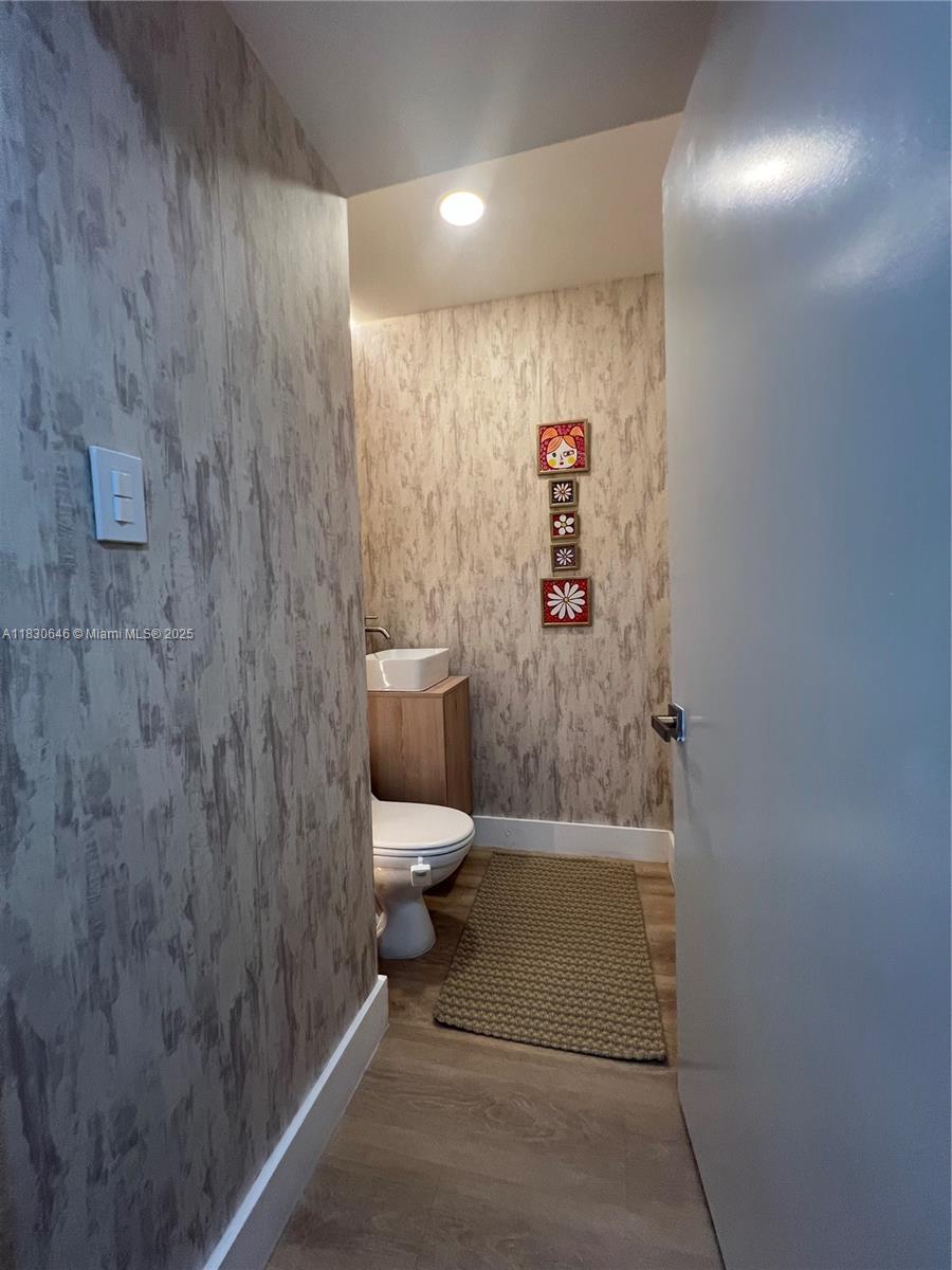 323 NW 105th St, Miami, Florida image 31