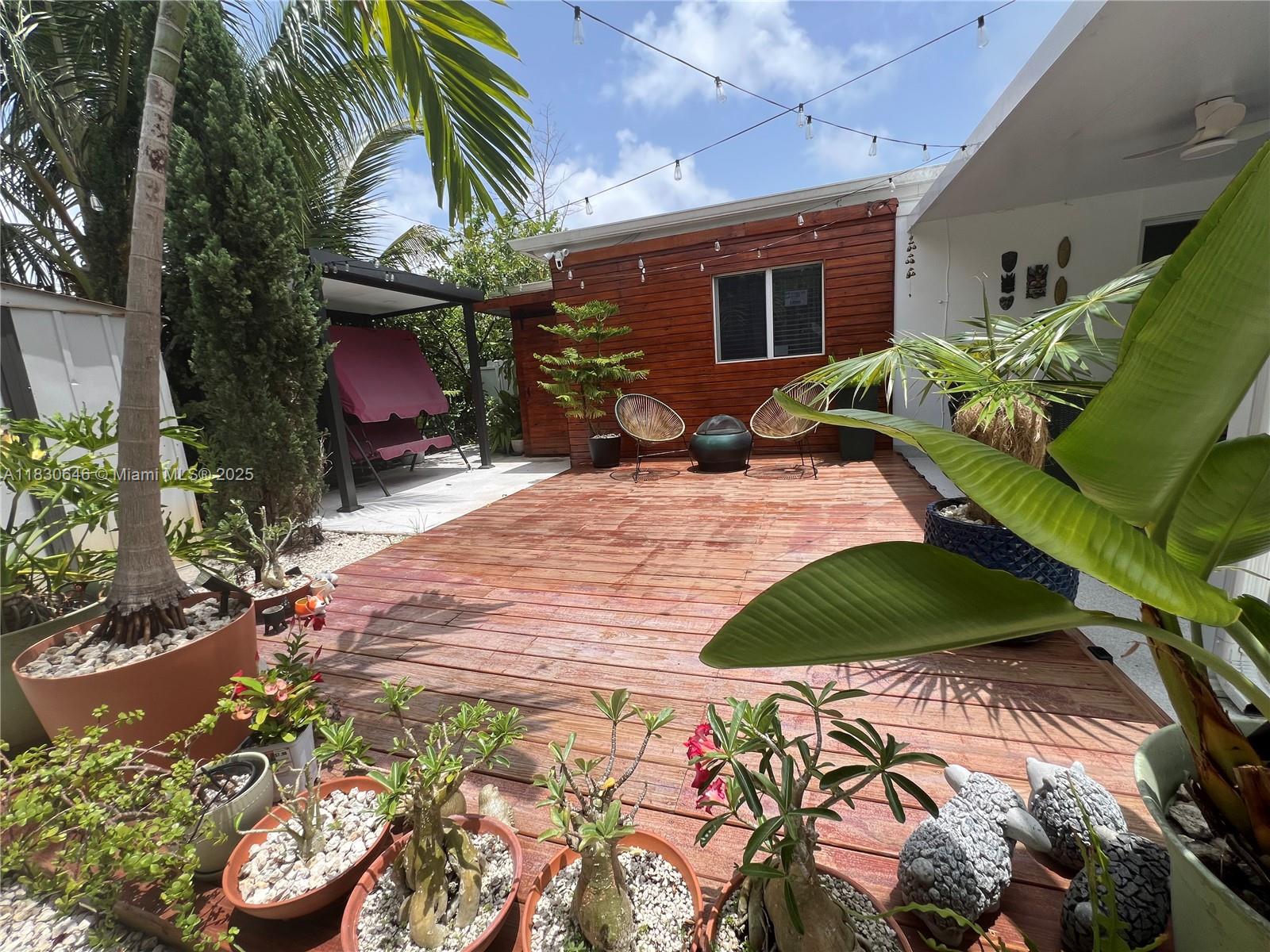 323 NW 105th St, Miami, Florida image 49