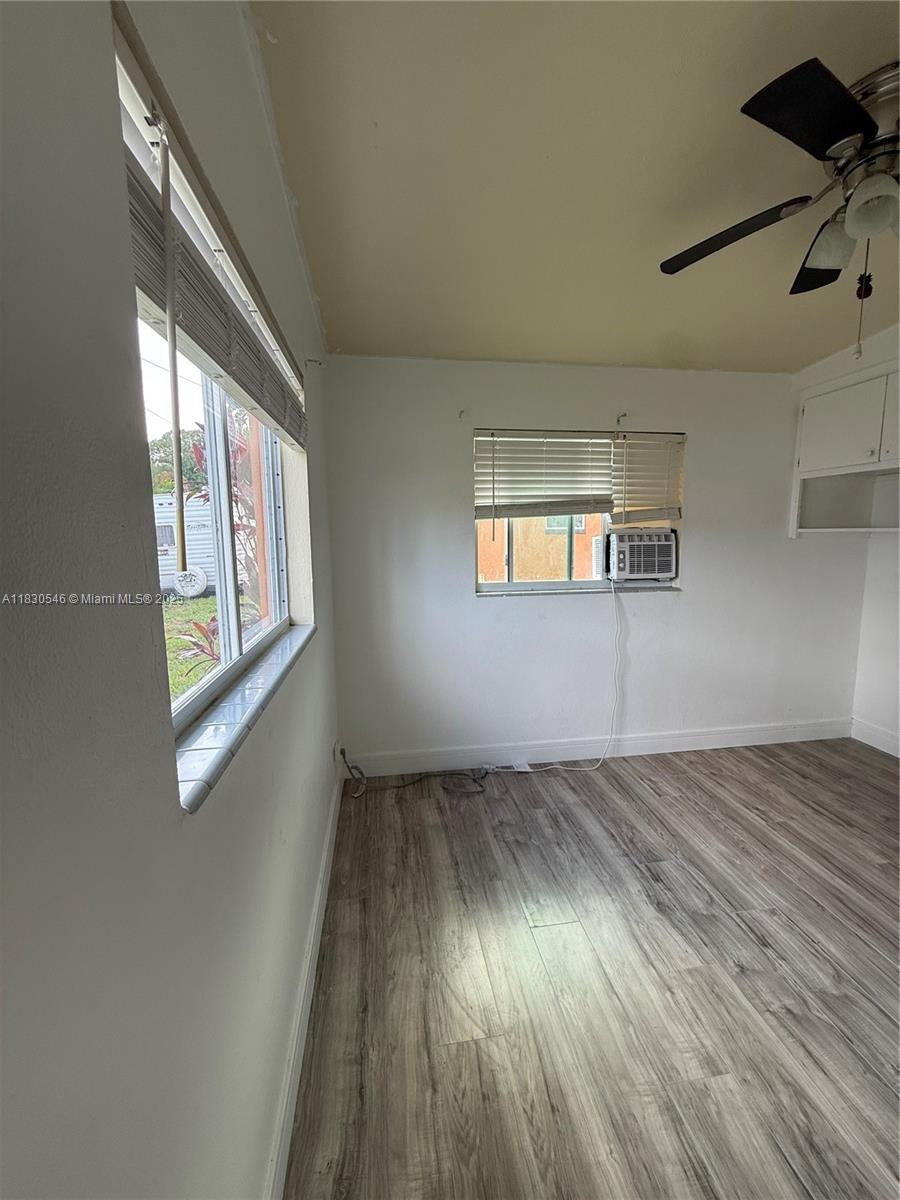 Property photo # 9