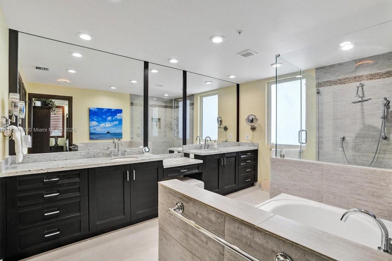 346 N Elm St #A-10, Hollywood, Florida image 31