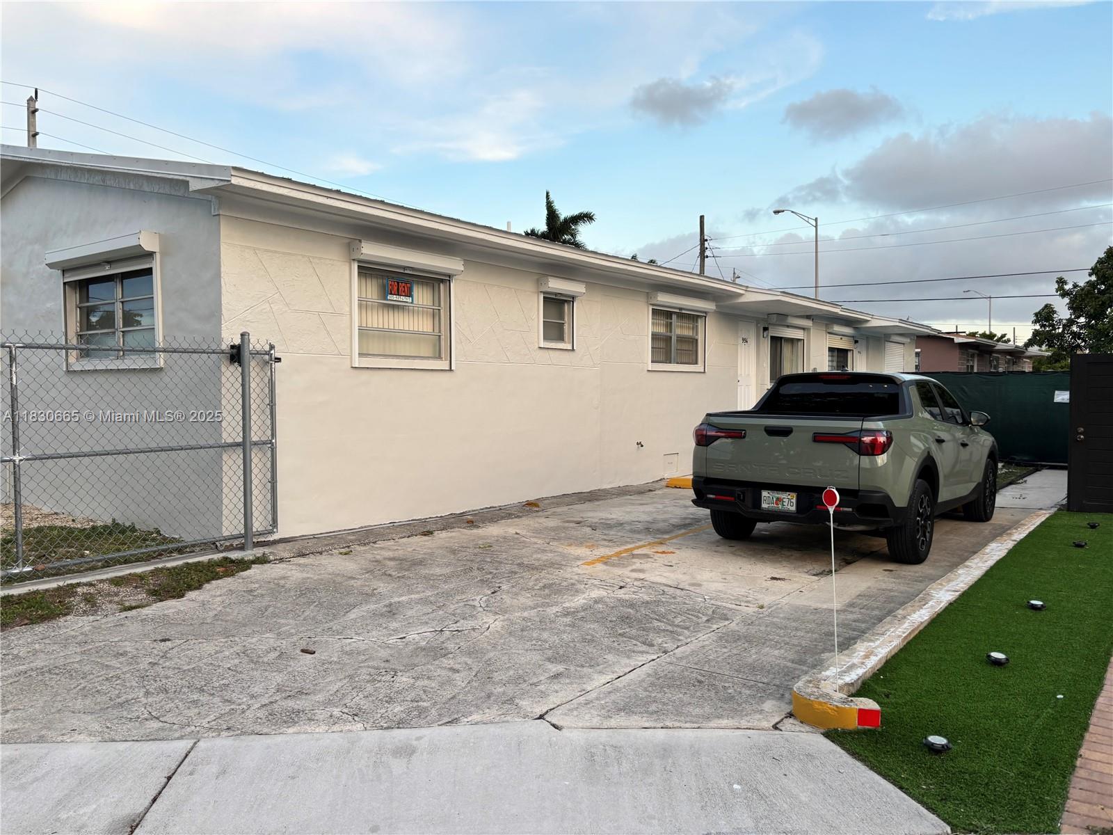 Property photo # 0