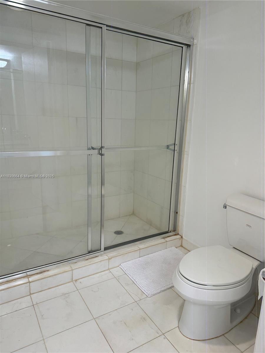 Residential, Aventura, Florida image 11
