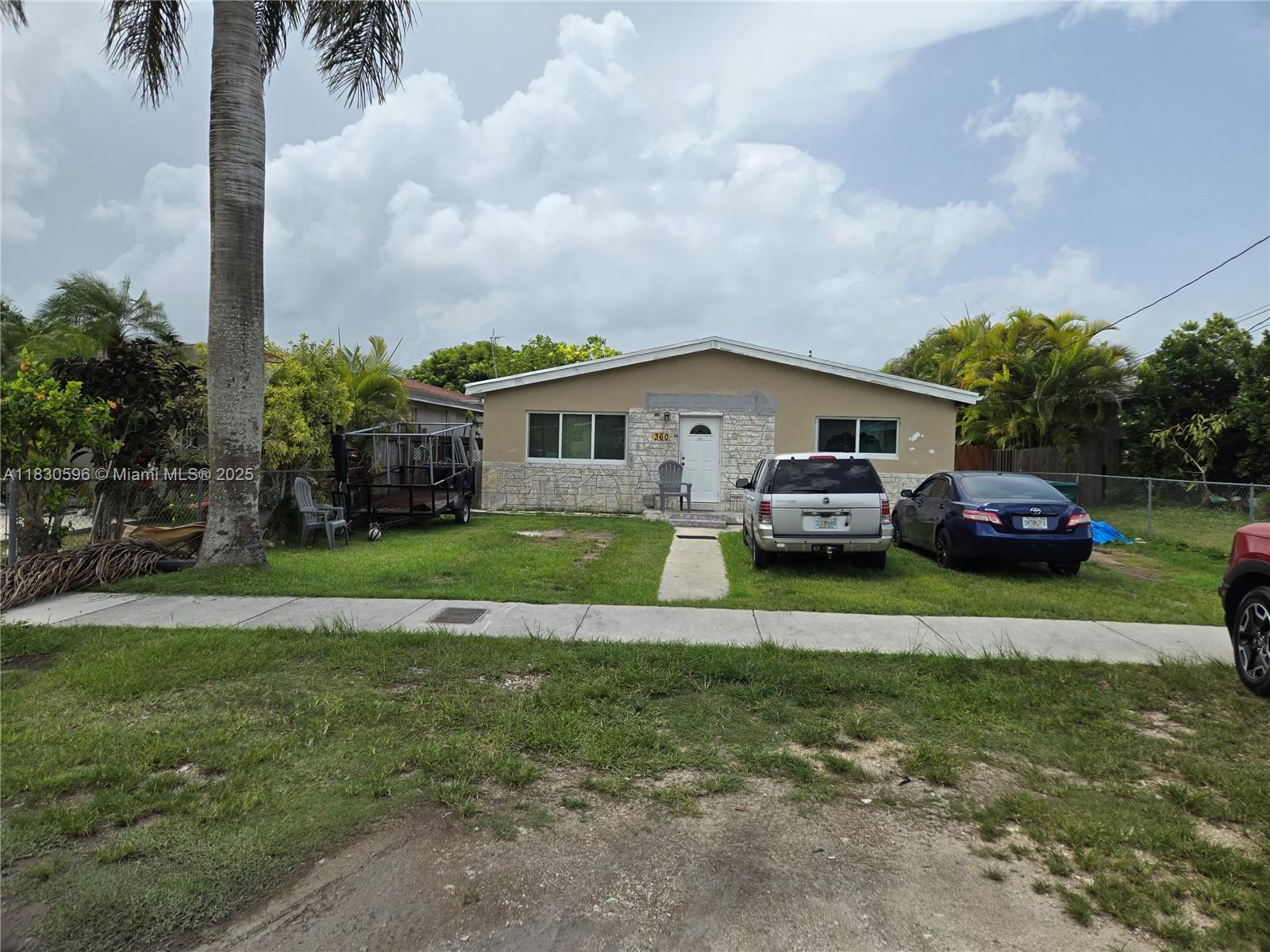 360 SW 3rd St, Florida City, Florida image 2