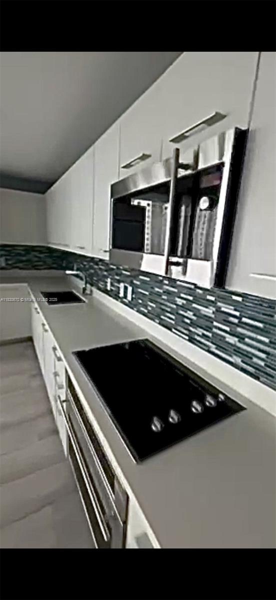 45 SW 9th St #1906, Miami, Florida image 7