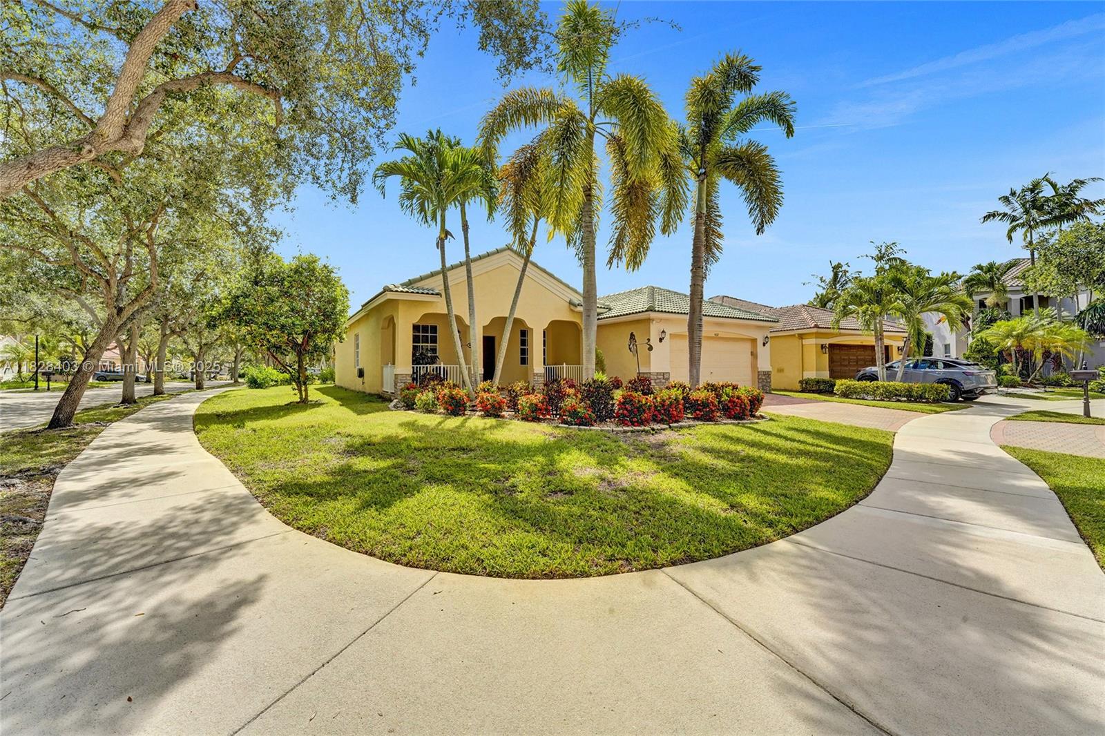 4122 Laurel Ridge Cir, Weston, Florida image 1