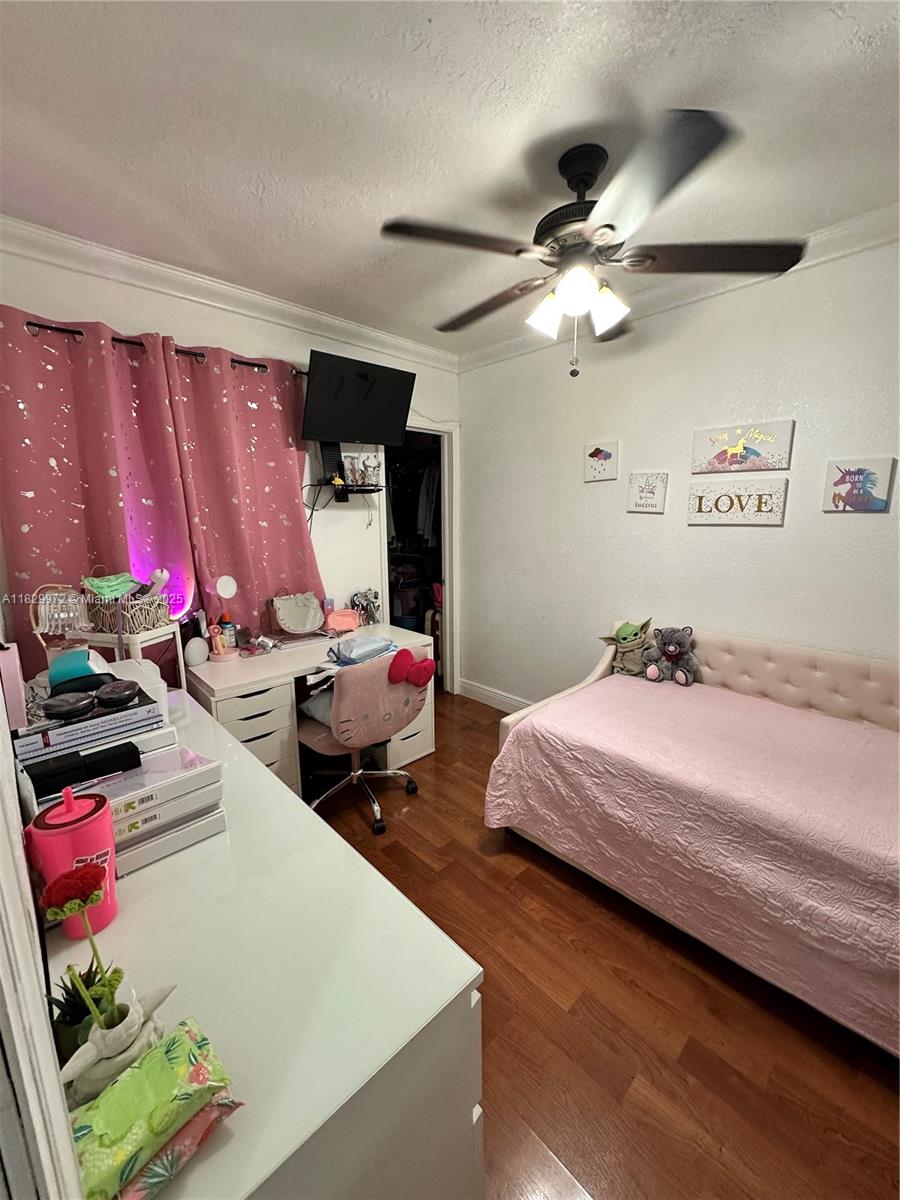 Property photo # 9