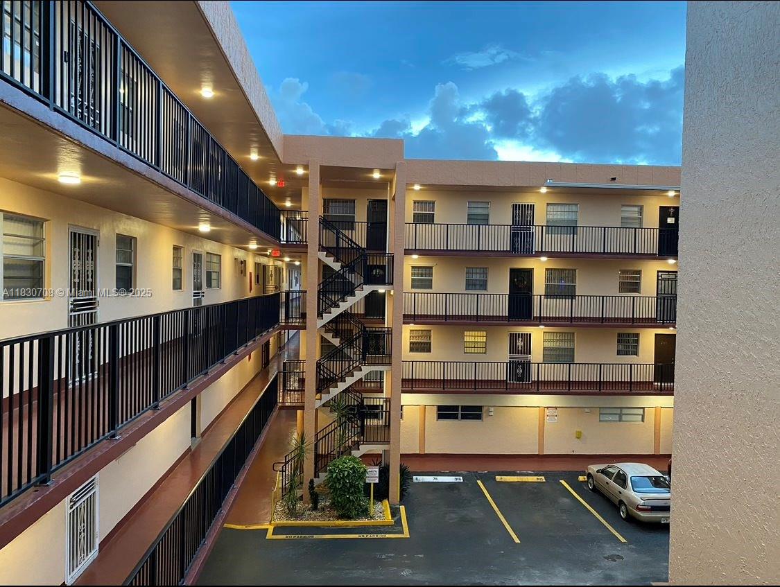Property photo # 0
