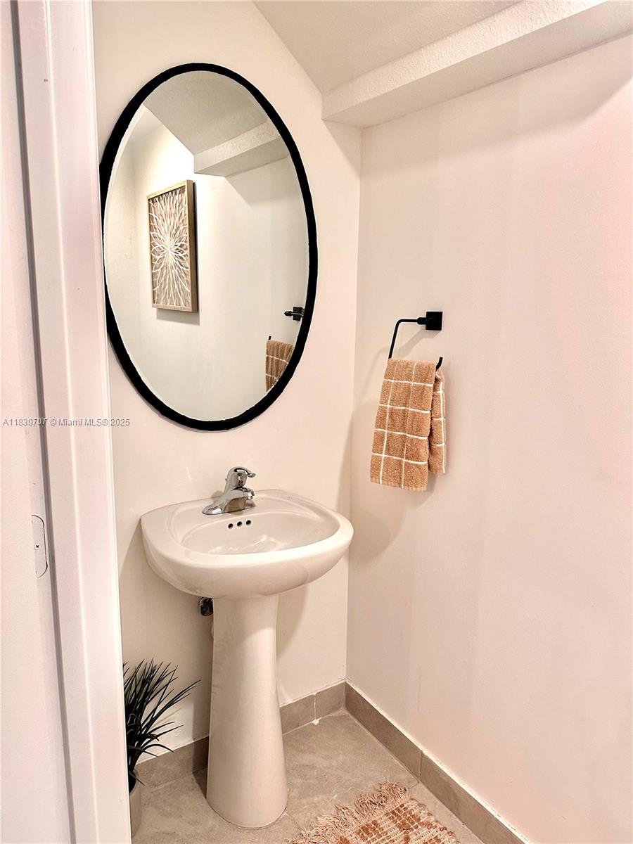 11922 SW 245th Ter, Homestead, Florida image 9