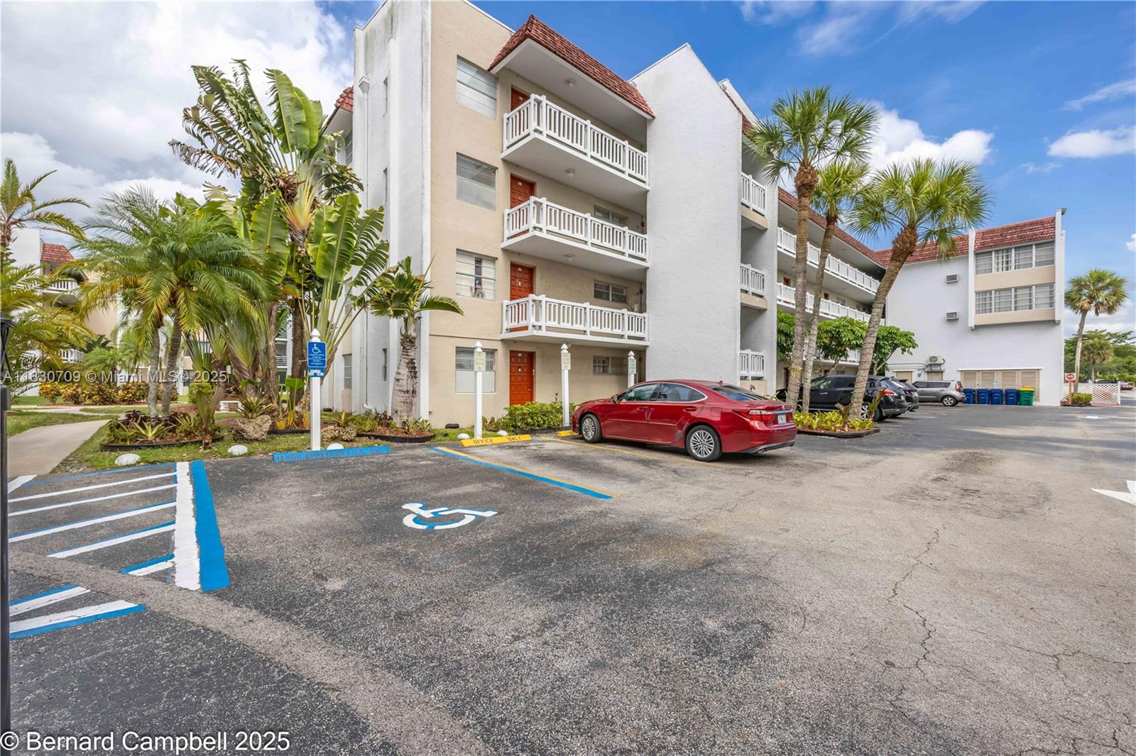 3531 Inverrary Dr #101, Lauderhill, Florida image 2