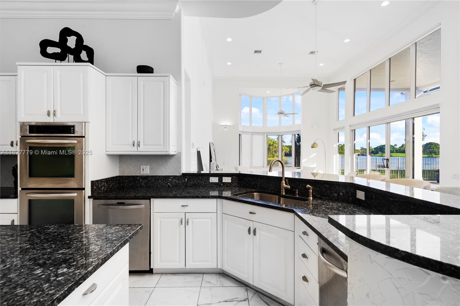 2939 Paddock Ln, Weston, Florida image 16