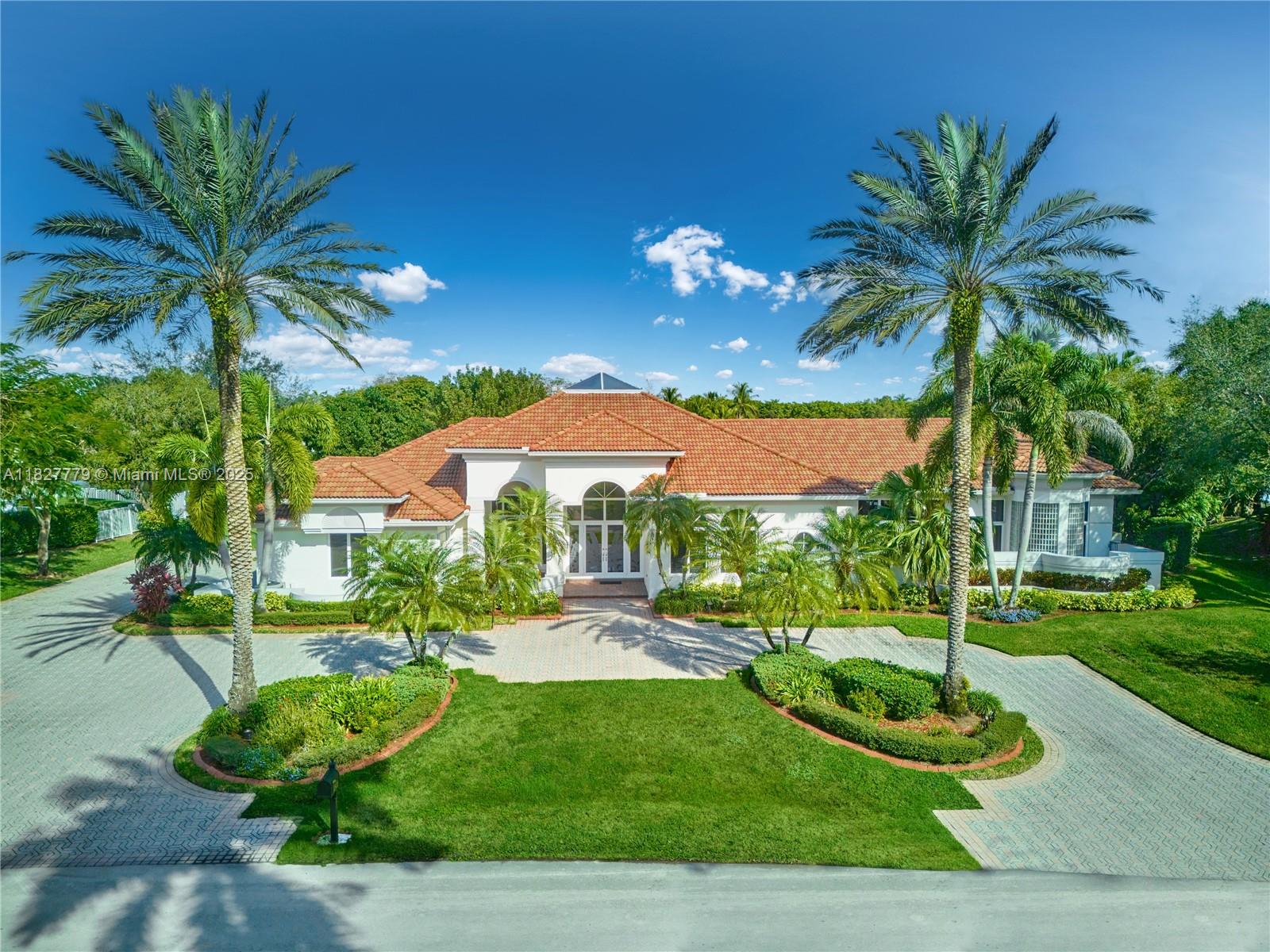 2939 Paddock Ln, Weston, Florida image 2