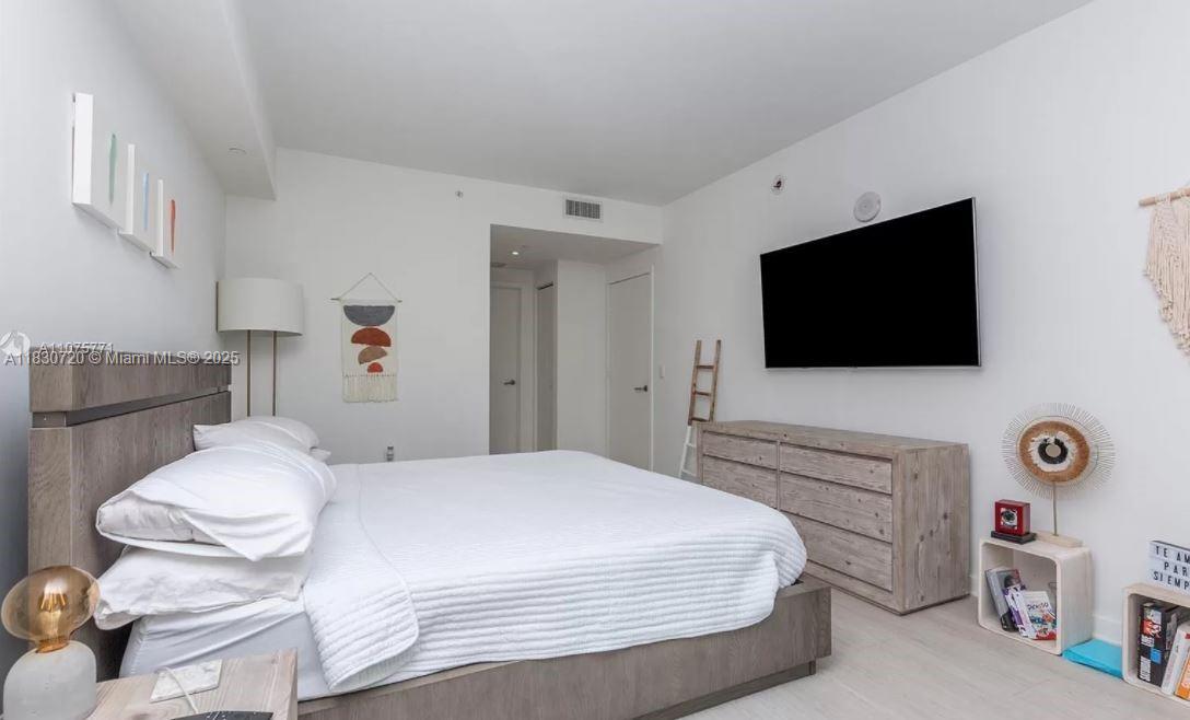 1100 S Miami Ave #1611, Miami FL 33130