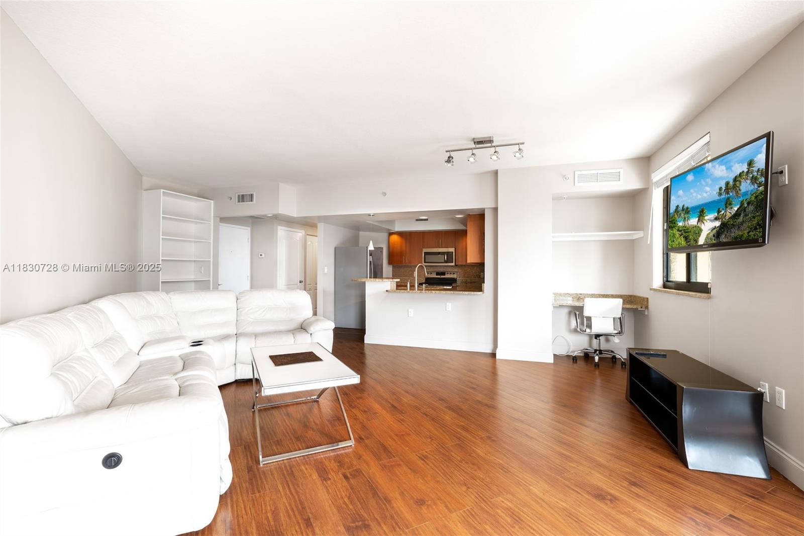 Property photo # 7