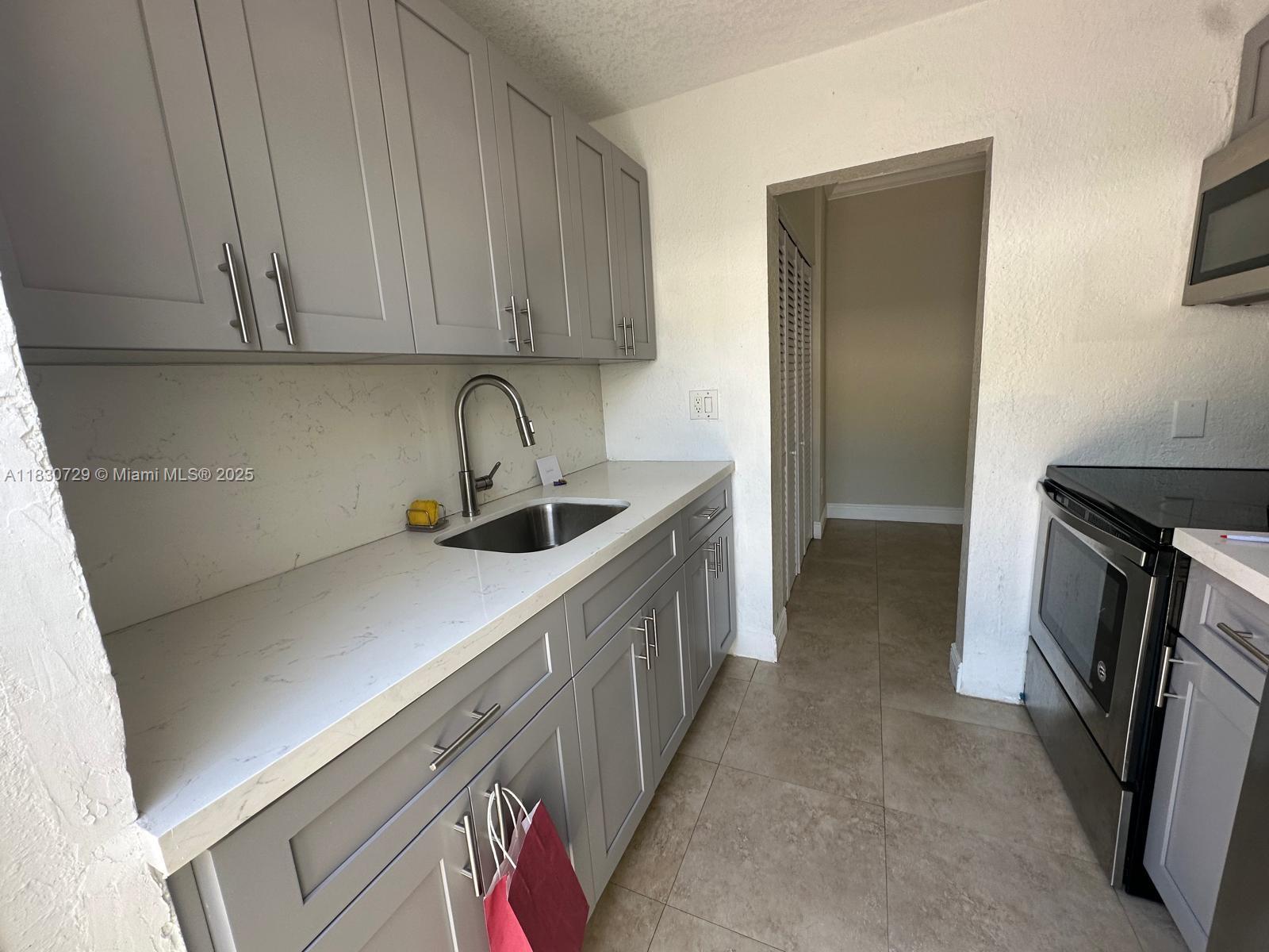 Property photo # 6