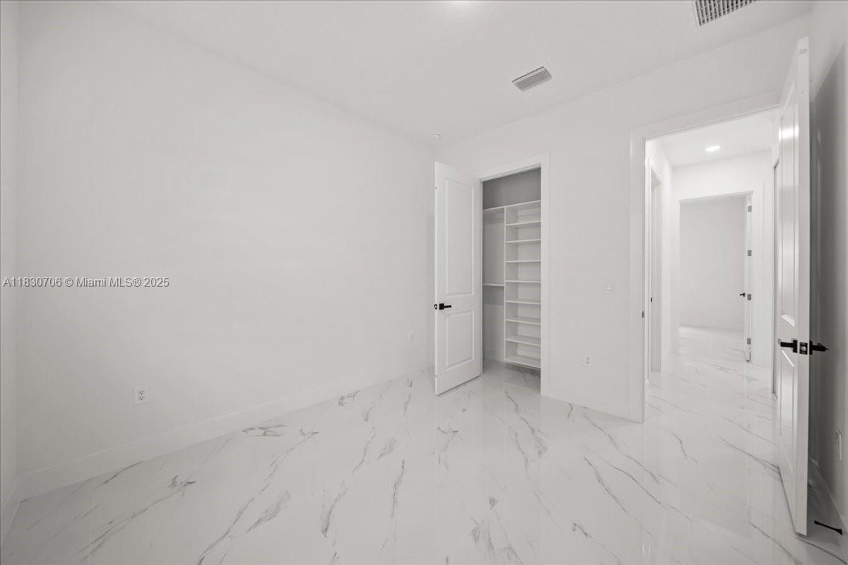 1212 Edelweiss St E, Lehigh Acres, Florida image 17