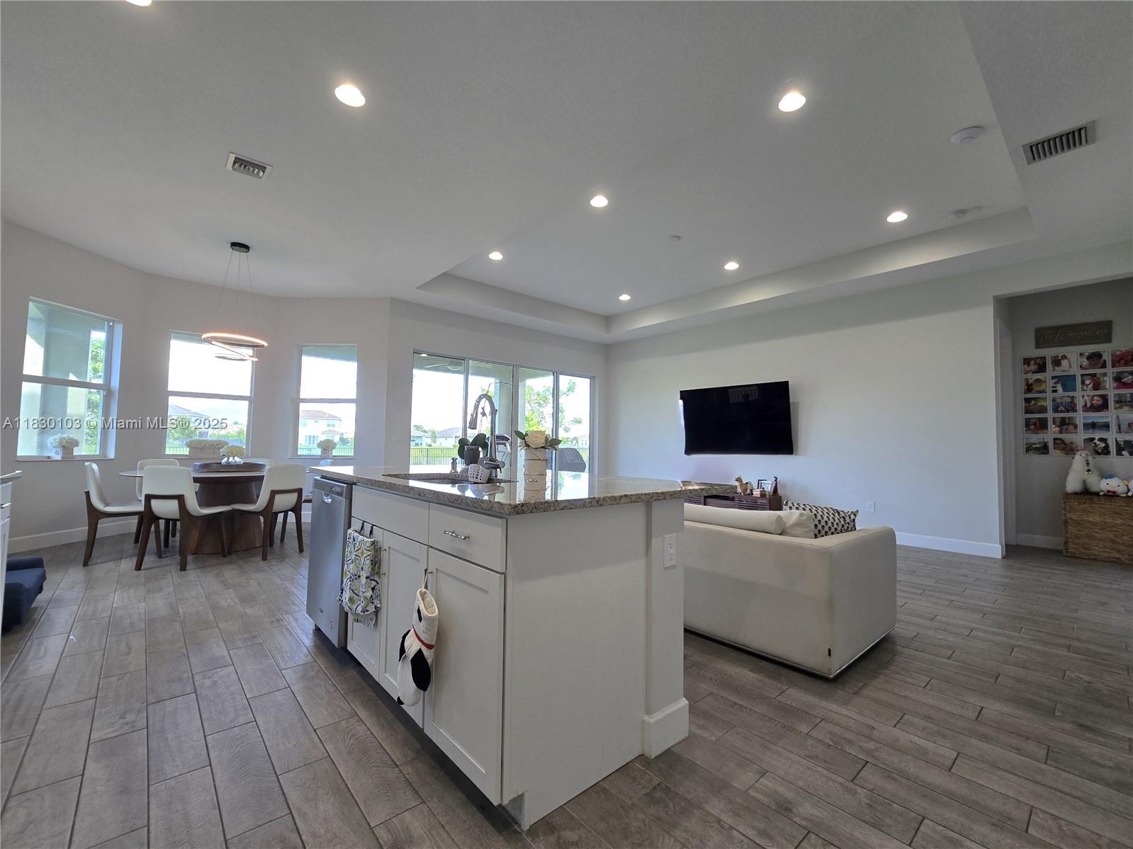 16190 Melogold Dr, Loxahatchee, Florida image 13