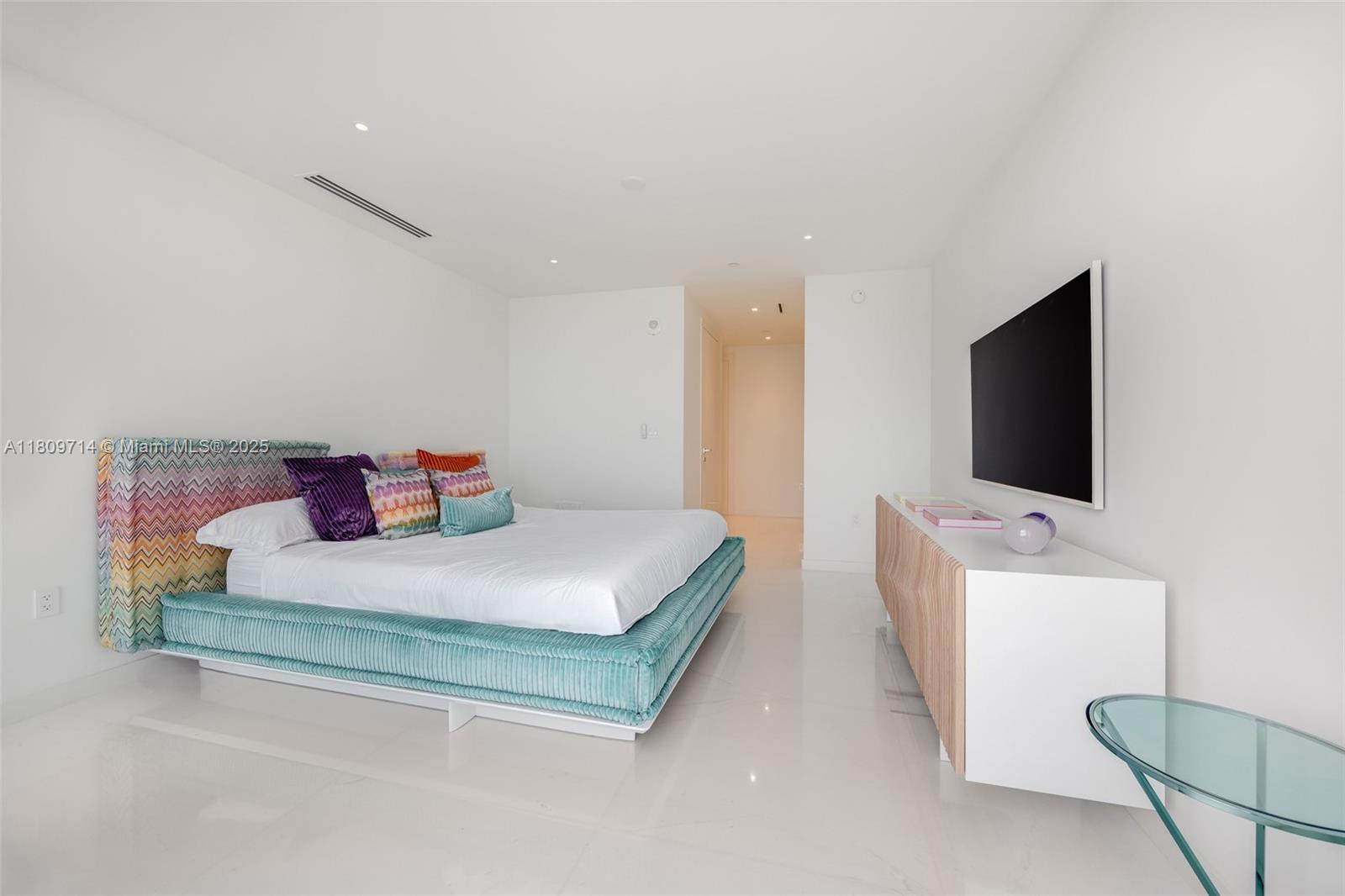 300 Biscayne Boulevard Way #5205W, Miami, Florida image 13