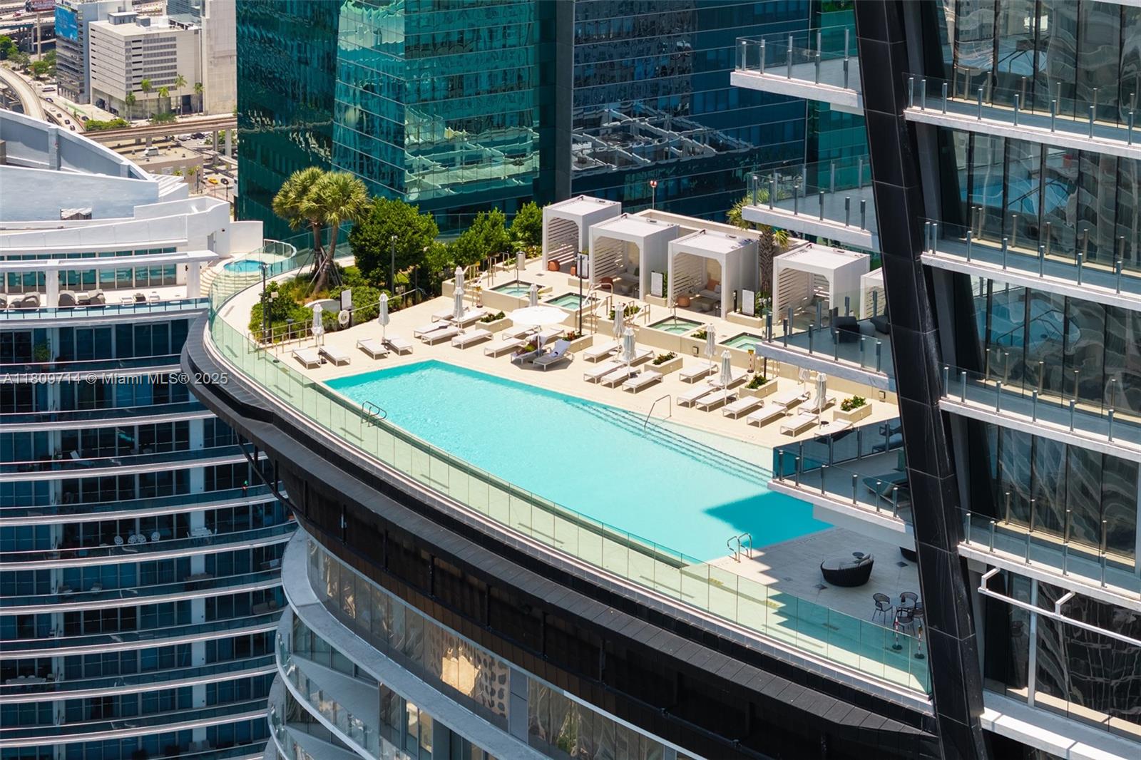 300 Biscayne Boulevard Way #5205W, Miami, Florida image 31